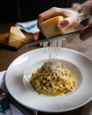 23551006_1687788777908667_715737336631786219_o