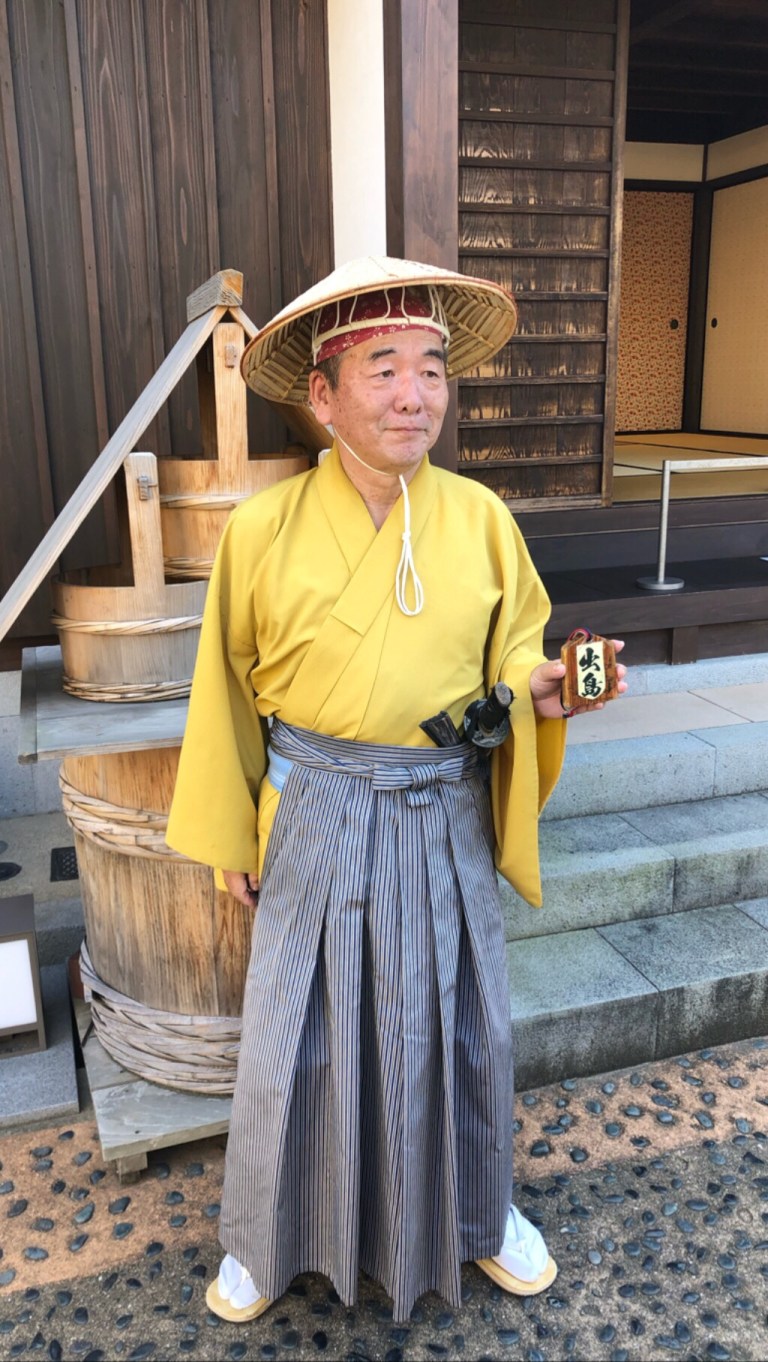 5d750f43-c447-48c0-b9ae-18b25ff0227e